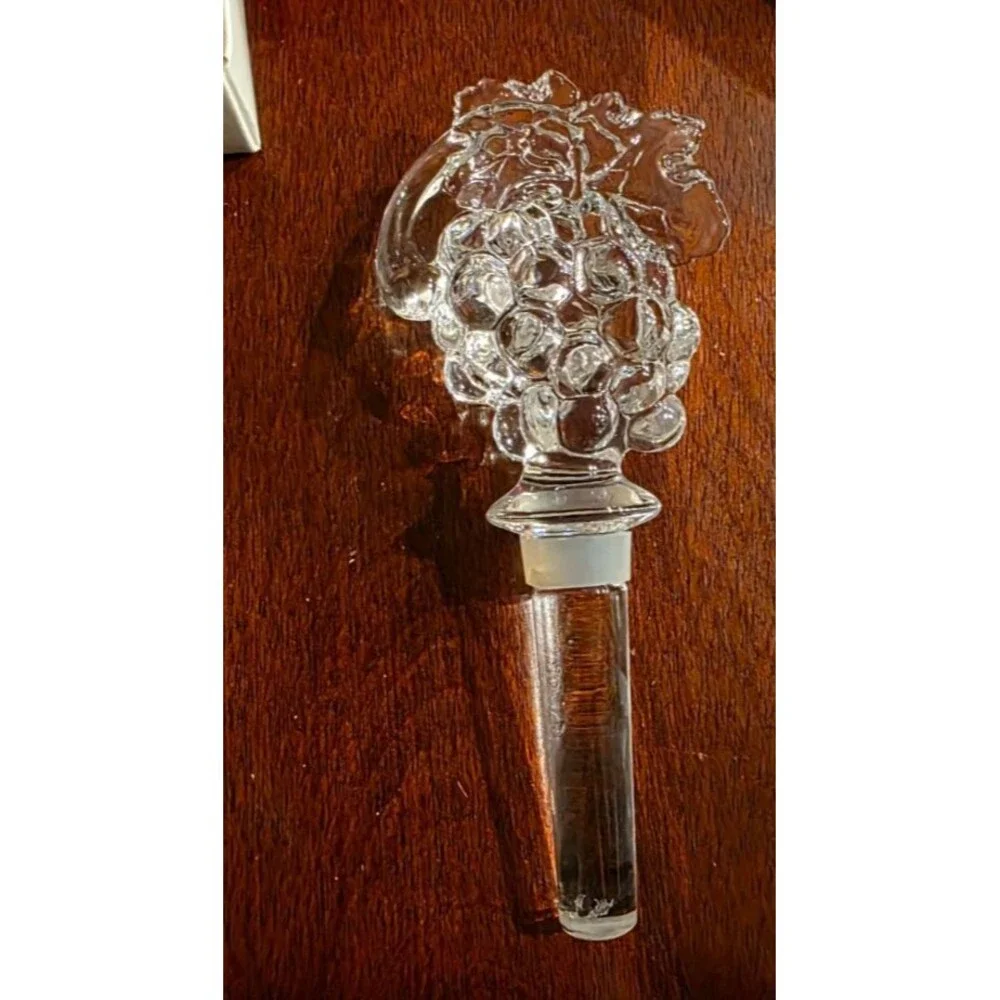 Mikasa Lead Crystal Bottle Stopper Wine Grapes Fruit Collection New in Box